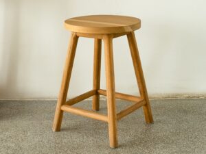 Choose Movable Tables and Stools